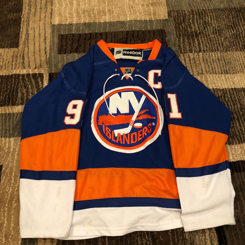 NHL New York Islanders John Tavares Jersey Medium